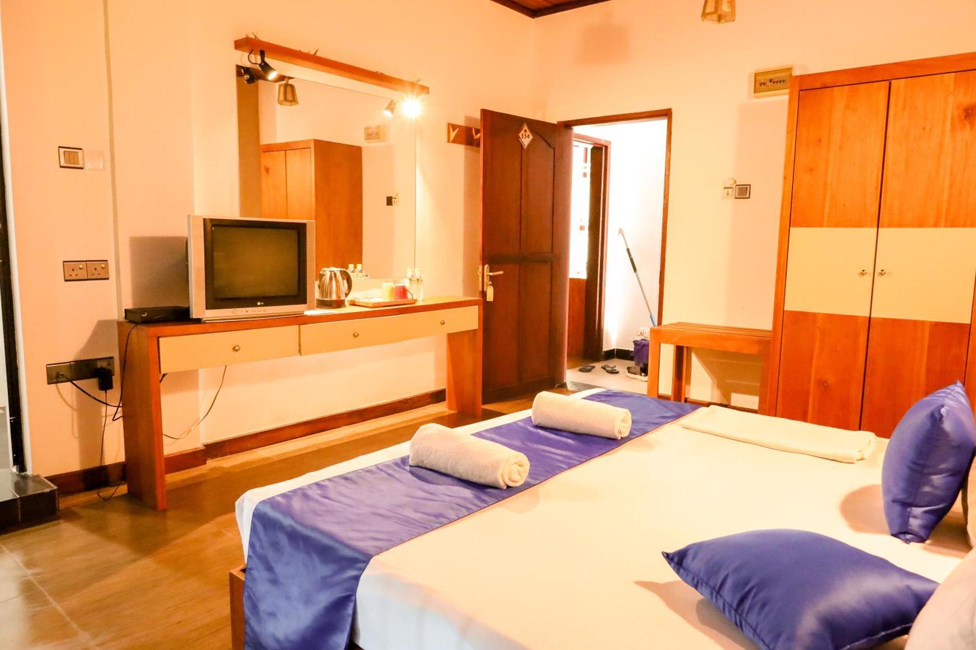 Hotel Elephant Bay Pinnawala (Kegalle) Exterior foto